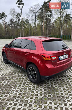 Внедорожник / Кроссовер Mitsubishi ASX 2014 в 