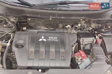 Внедорожник / Кроссовер Mitsubishi ASX 2010 в 