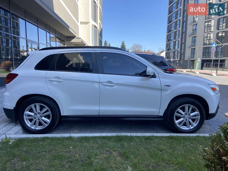 Внедорожник / Кроссовер Mitsubishi ASX 2012 в Львове