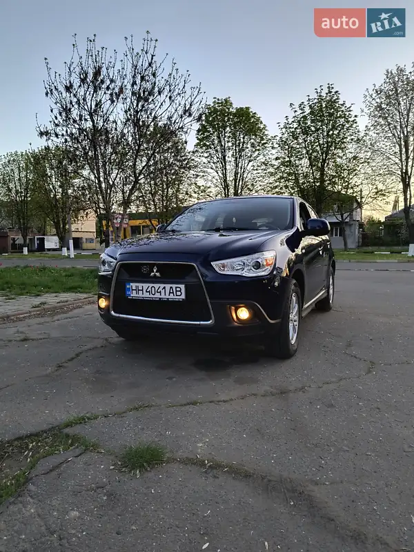 Mitsubishi ASX 2011