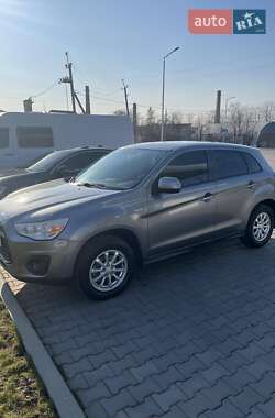Позашляховик / Кросовер Mitsubishi ASX 2013 в 