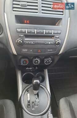 Внедорожник / Кроссовер Mitsubishi ASX 2011 в 