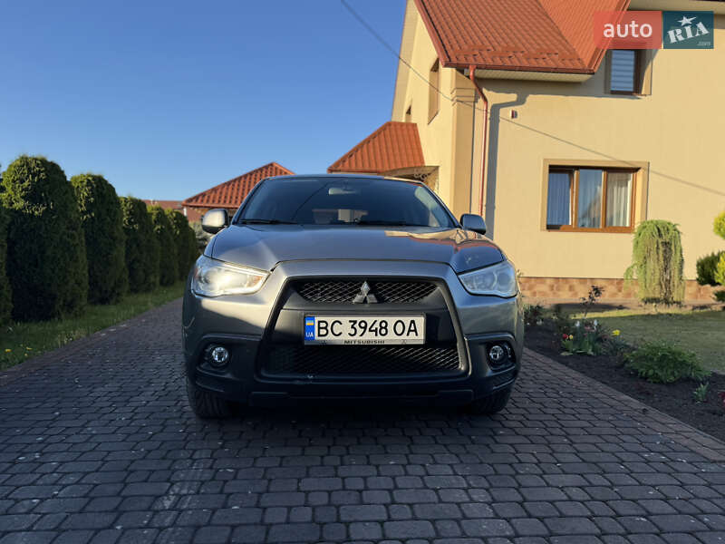 Mitsubishi ASX 2011