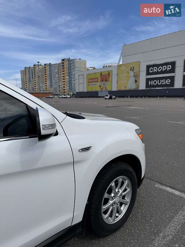 Внедорожник / Кроссовер Mitsubishi ASX 2012 в Киеве
