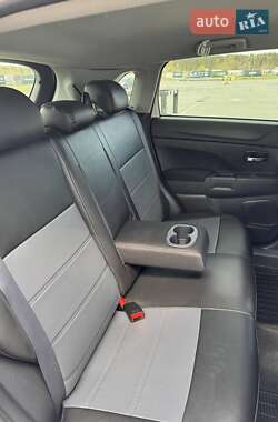 Внедорожник / Кроссовер Mitsubishi ASX 2012 в 