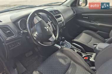 Внедорожник / Кроссовер Mitsubishi ASX 2010 в 