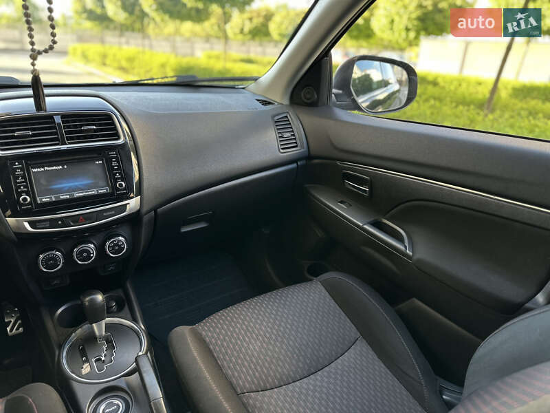 Позашляховик / Кросовер Mitsubishi ASX 2018 в Івано-Франківську