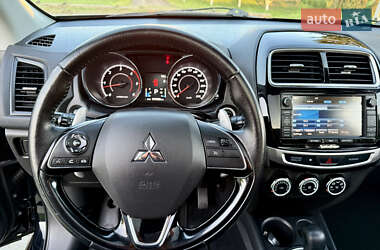 Позашляховик / Кросовер Mitsubishi ASX 2016 в 