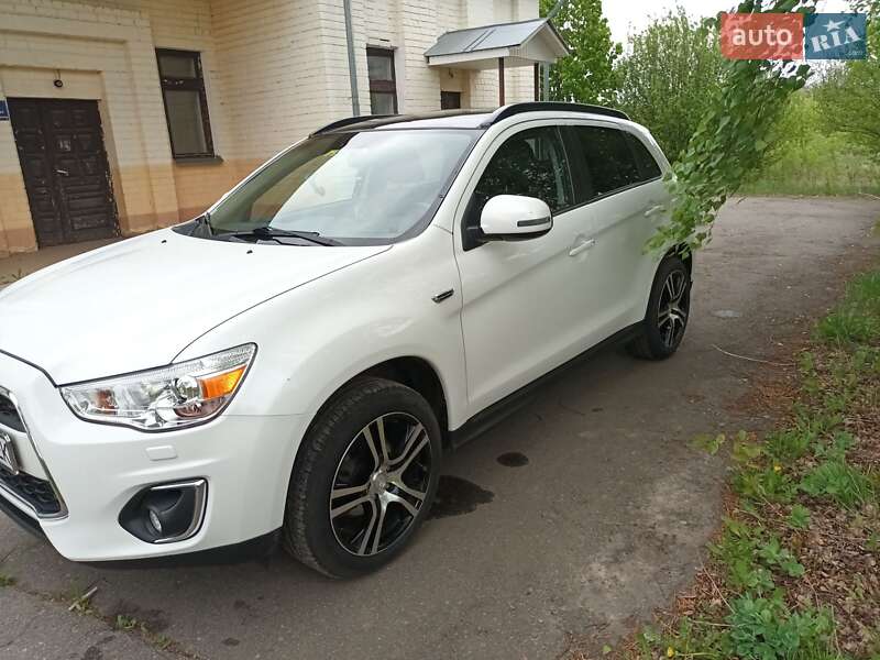Внедорожник / Кроссовер Mitsubishi ASX 2013 в Ромнах