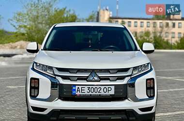 Внедорожник / Кроссовер Mitsubishi ASX 2021 в 