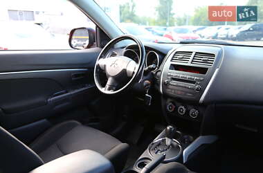 Внедорожник / Кроссовер Mitsubishi ASX 2011 в 