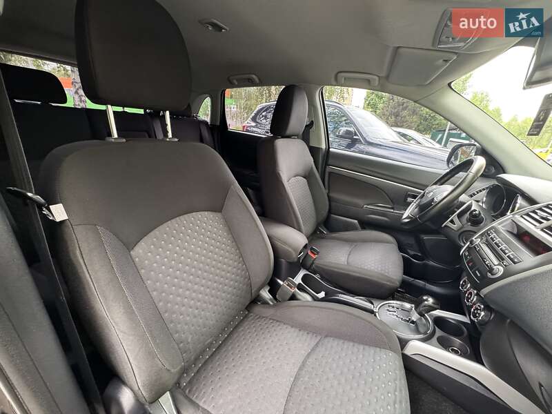 Внедорожник / Кроссовер Mitsubishi ASX 2012 в Ровно