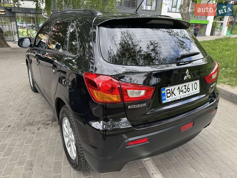 Внедорожник / Кроссовер Mitsubishi ASX 2012 в Ровно
