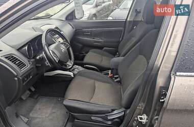 Внедорожник / Кроссовер Mitsubishi ASX 2013 в 