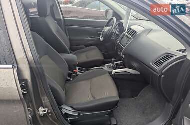Внедорожник / Кроссовер Mitsubishi ASX 2013 в 