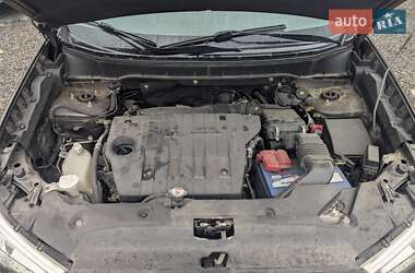 Внедорожник / Кроссовер Mitsubishi ASX 2013 в 