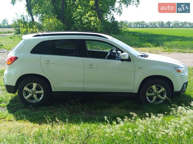 Внедорожник / Кроссовер Mitsubishi ASX 2011 в Гайвороне