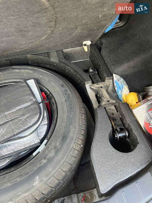 Позашляховик / Кросовер Mitsubishi ASX 2011 в Львові