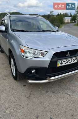 Внедорожник / Кроссовер Mitsubishi ASX 2011 в 