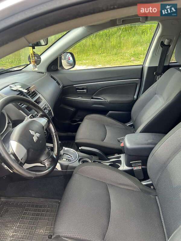 Позашляховик / Кросовер Mitsubishi ASX 2011 в Львові