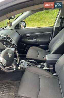 Внедорожник / Кроссовер Mitsubishi ASX 2011 в 