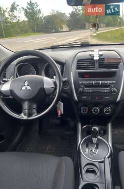 Внедорожник / Кроссовер Mitsubishi ASX 2011 в 