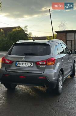 Внедорожник / Кроссовер Mitsubishi ASX 2010 в Березному