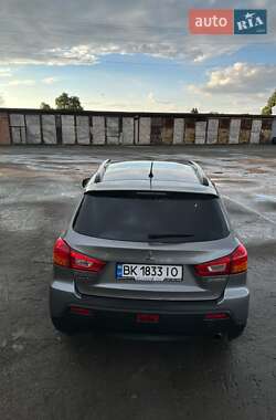 Позашляховик / Кросовер Mitsubishi ASX 2010 в 