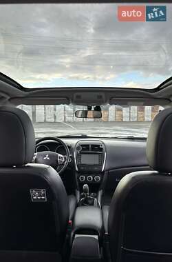 Позашляховик / Кросовер Mitsubishi ASX 2010 в 