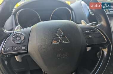 Внедорожник / Кроссовер Mitsubishi ASX 2016 в 