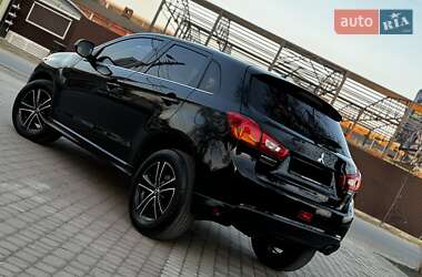 Внедорожник / Кроссовер Mitsubishi ASX 2014 в 