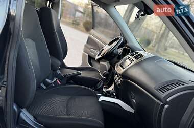 Внедорожник / Кроссовер Mitsubishi ASX 2014 в 