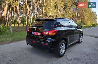 Позашляховик / Кросовер Mitsubishi ASX 2011 в 