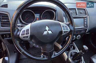 Позашляховик / Кросовер Mitsubishi ASX 2011 в 