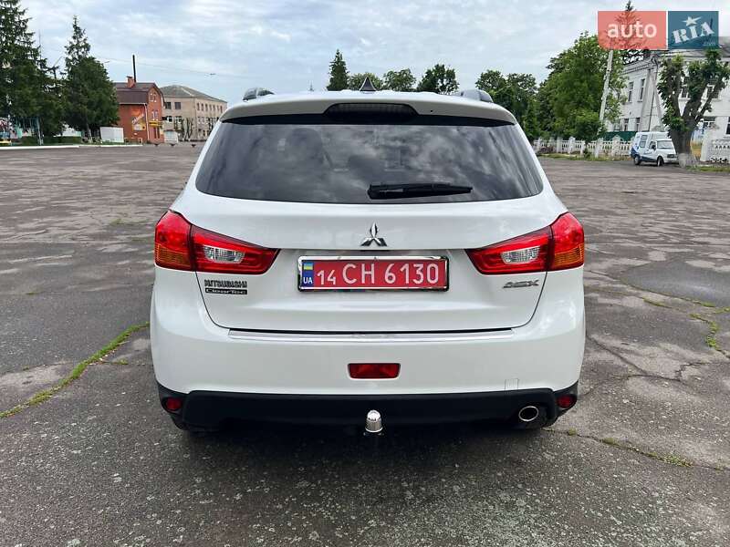 Внедорожник / Кроссовер Mitsubishi ASX 2015 в Новоархангельске