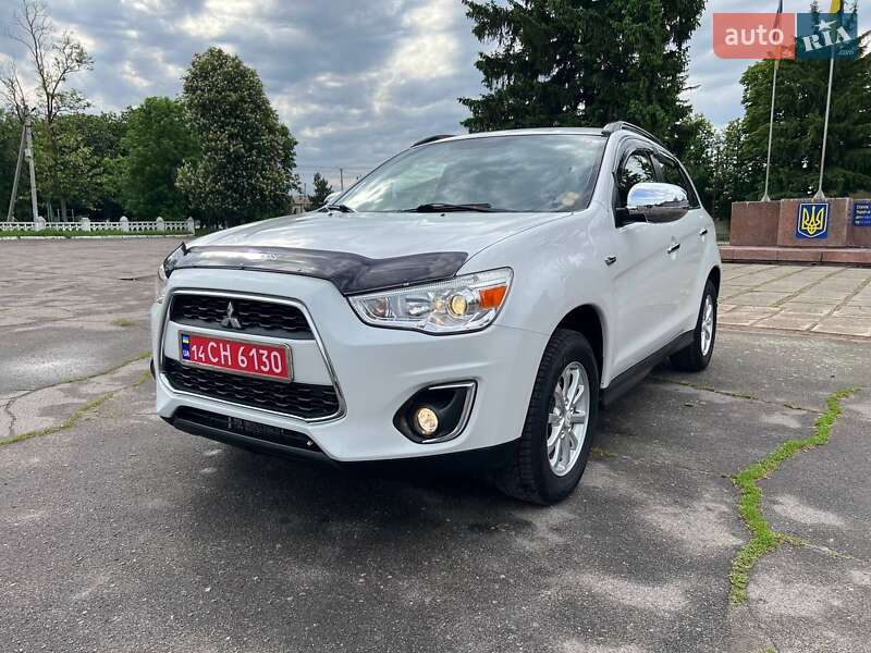 Внедорожник / Кроссовер Mitsubishi ASX 2015 в Новоархангельске