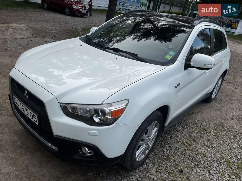 Позашляховик / Кросовер Mitsubishi ASX 2011 в 