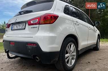 Позашляховик / Кросовер Mitsubishi ASX 2011 в 