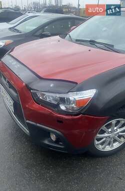 Внедорожник / Кроссовер Mitsubishi ASX 2011 в 