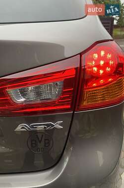 Позашляховик / Кросовер Mitsubishi ASX 2014 в 