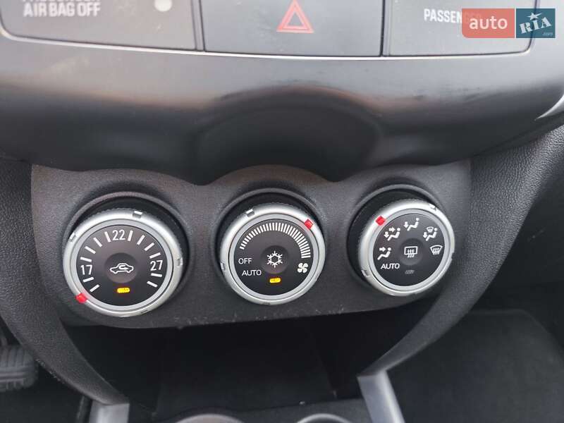 Внедорожник / Кроссовер Mitsubishi ASX 2010 в Киеве