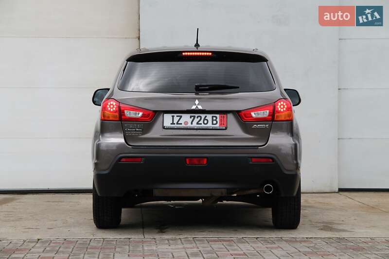 Позашляховик / Кросовер Mitsubishi ASX 2012 в Сарнах