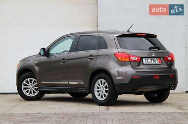 Внедорожник / Кроссовер Mitsubishi ASX 2012 в 