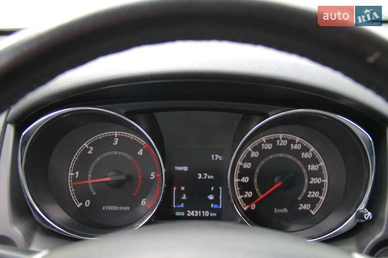 Позашляховик / Кросовер Mitsubishi ASX 2012 в Сарнах