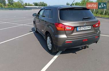 Внедорожник / Кроссовер Mitsubishi ASX 2010 в 