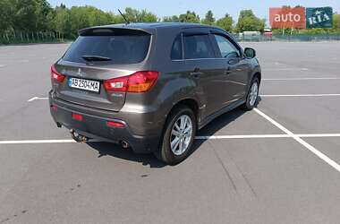 Внедорожник / Кроссовер Mitsubishi ASX 2010 в 