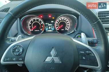 Внедорожник / Кроссовер Mitsubishi ASX 2014 в 