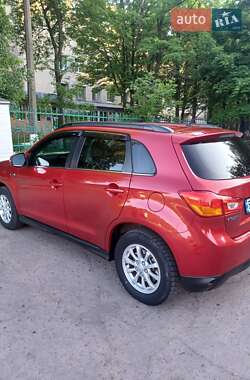 Внедорожник / Кроссовер Mitsubishi ASX 2014 в 