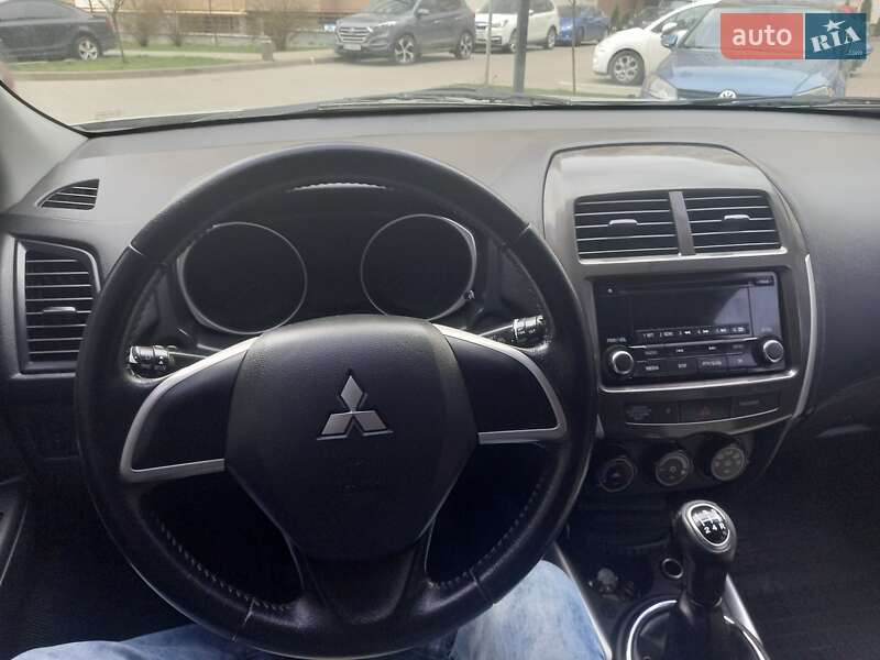 Внедорожник / Кроссовер Mitsubishi ASX 2013 в Львове