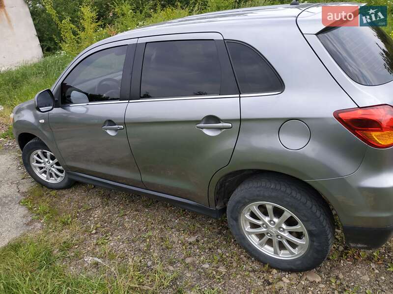 Позашляховик / Кросовер Mitsubishi ASX 2011 в Івано-Франківську